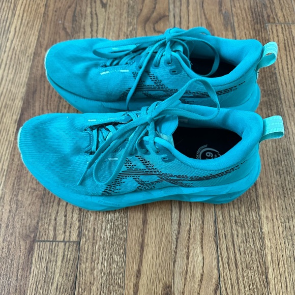 Asics Women's Novablast 5 Running Shoes - Size 7 (US) - Picture 4 of 9